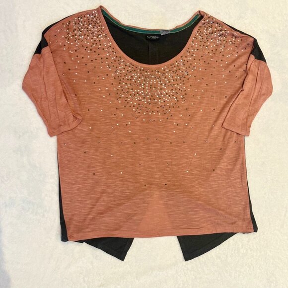 Daytrip, Salmon Studded Half-Sleeve Top, Size S - Picture 3 of 10